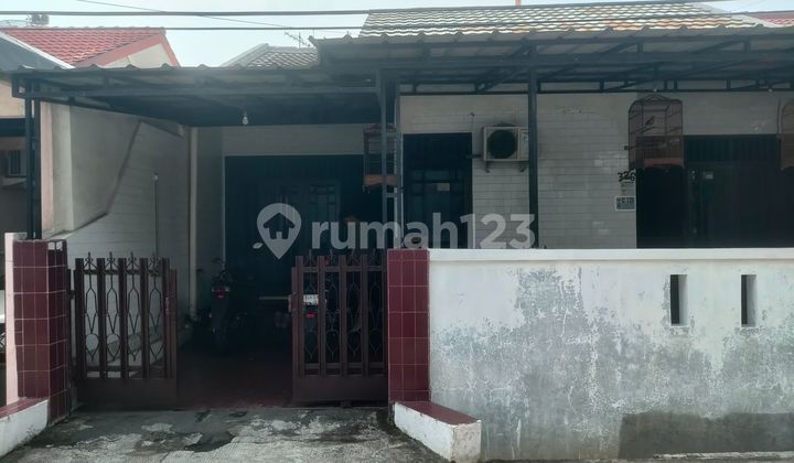 Rumah LT 135 di Bekasi 10 Menit ke RS EMC Pekayon Siap Huni J37831 Rumah LT 135 di Bekasi 10 Menit ke RS EMC Pekayon Siap Huni J37831