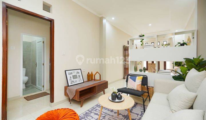Rumah 2 Lantai Bagus Furnished SHM di Bukit Cimanggu City, Bogor 9