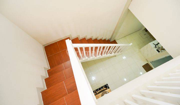Rumah 2 Lantai Bagus Furnished SHM di Bukit Cimanggu City, Bogor 17