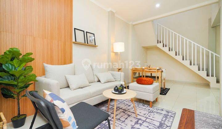 Rumah 2 Lantai Bagus Furnished SHM di Bukit Cimanggu City, Bogor 24