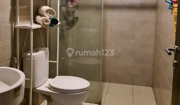 Rumah 2 Lantai Bagus Semi Furnished SHM di Discovery Flamine, Tangerang Selatan 2