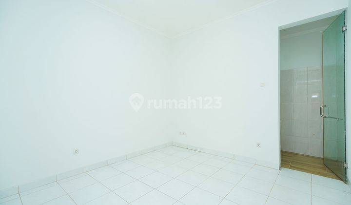 Rumah Cantik Semi Furnished Siap KPR 10 Mnt ke RS Permata Cibubur J16264 2