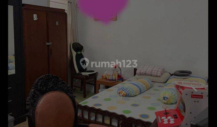 Rumah Strategis LT 200 Hadap Timur 10 Menit ke Stasiun Klender Dibantu KPR J24019 2