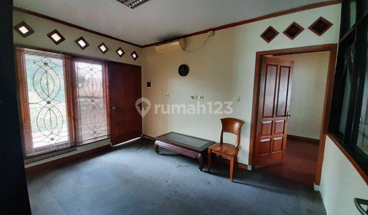 Rumah Luas 2 Lt di Jaktim 4 Menit ke Stasiun Klender Baru Dibantu KPR J22259 2