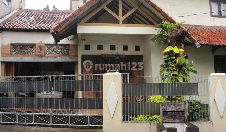 Rumah Luas Harga Nego 15 menit ke Mall Cipinang Indah Hadap Utara J17720 1