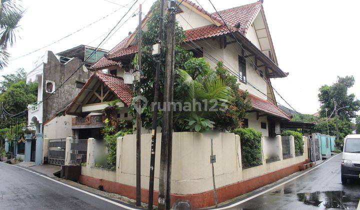 Rumah Luas Harga Nego 15 menit ke Mall Cipinang Indah Hadap Utara J17720 2