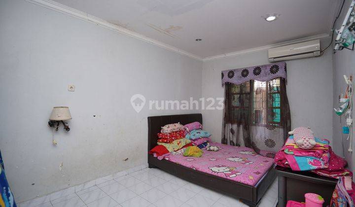 Rumah Hadap Utara LT 186 Harga Nego 15 Menit ke Summarecon Bekasi Siap KPR J23808 2