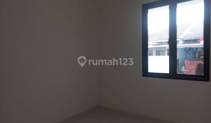 Rumah 2 Lt Hadap Selatan LT 159 Bebas Banjir dekat Mall Grand Metropolitan Bekasi J25941 2