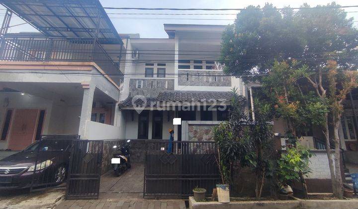 Rumah 2 Lt Strategis Bisa Nego 8 Menit ke Stasiun Depok Dibantu KPR J26842 1