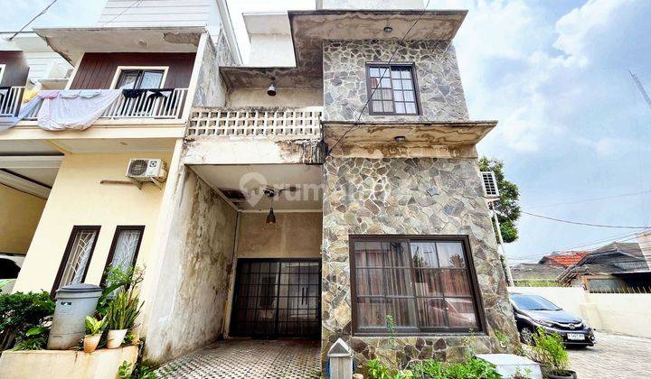 Rumah Cantik 2 Lt Siap Huni 8 Menit ke Depok Town Square Harga Nego J23072 1