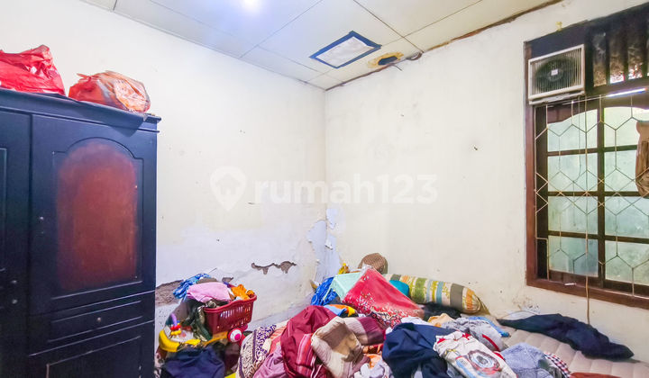 Rumah Terawat 10 menit ke RS Sentra Medika Cisalak Bebas Banjir J32457 2