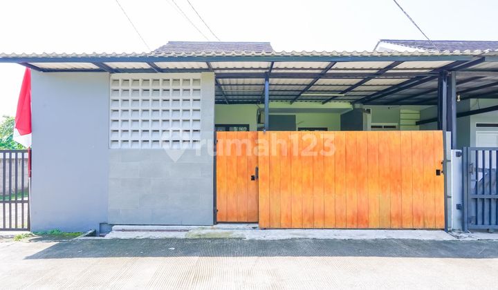 Strategic House 9 Minutes to RSIA Bunda Ciputat LT 104 Ready to Occupy J30244