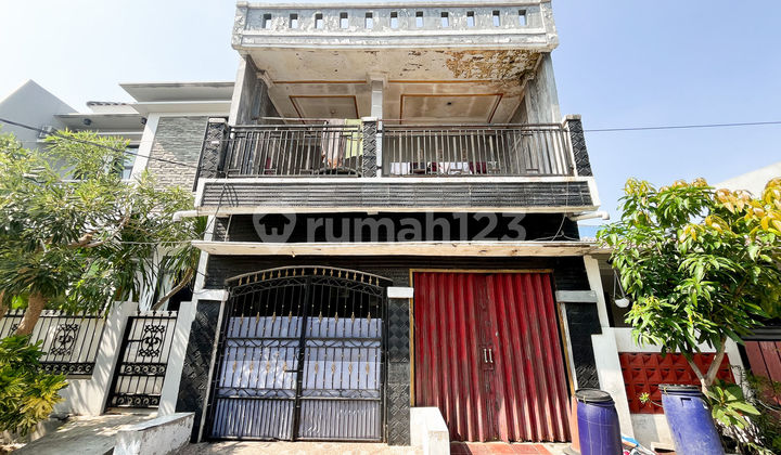 Rumah Terawat 15 Menit ke Summarecon Mall Bekasi LT 90 Siap KPR J35311