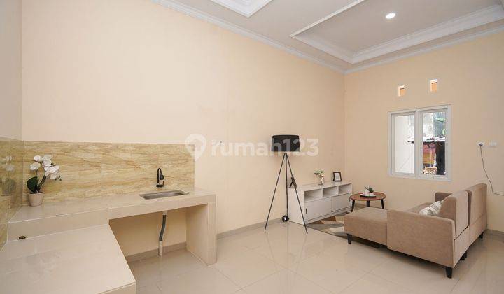 Rumah Strategis dekat Lagoon Avenue Mall Bekasi 2 Lt Harga Nego Siap KPR J26001 2