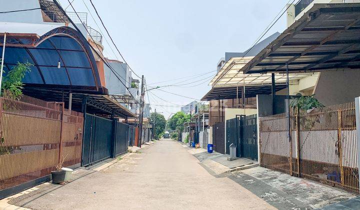 Rumah SHM Luas Hadap Utara 10 menit ke Mall Artha Gading Jakarta Bisa Nego J16586 2