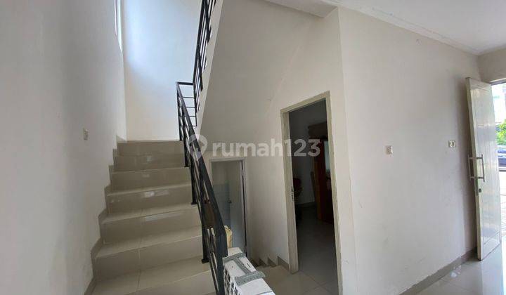 Rumah SHM LT 105 Strategis 10 menit ke Gerbang Tol BSD Barat 1 J19017 2