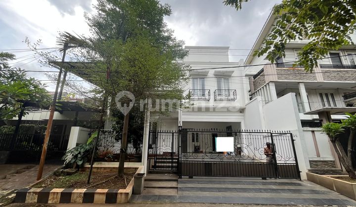 SHM-certified House, 200 m² Land, Move-in Ready, 8 Minutes to Lagoon Avenue Mall Bekasi, J-33003