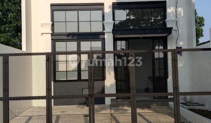 Strategic Move-in Ready House 10 Minutes to Pena Hospital 98 East Facing J39291