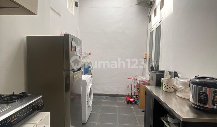 Strategic House 9 Minutes to Citra Medika Hospital Depok 1 Floor Ready to Occupy J39153