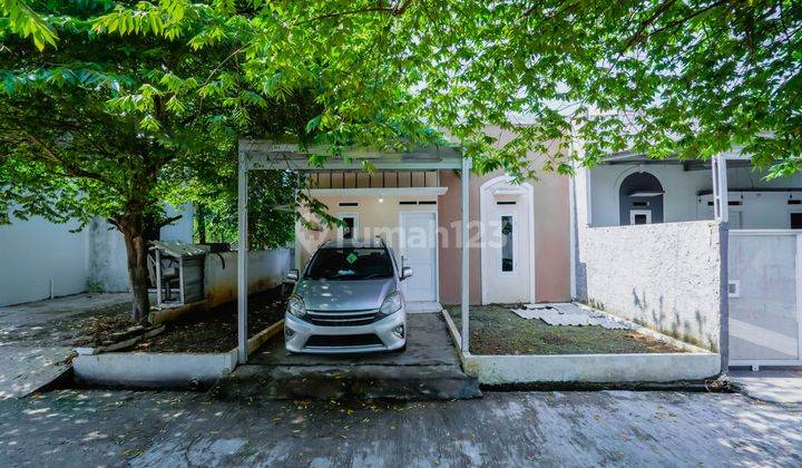 Rumah 500jtan Ada Carport 15 Menit ke Stasiun Depok Dibantu KPR J26736 1