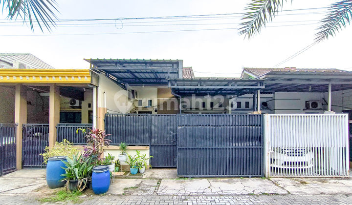 3-Bedroom House with SHM 8 Minutes to Bunda Sejahtera Maternity Hospital Ready to Occupy J28972