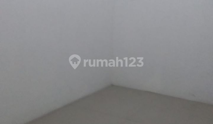 Rumah LB 120 SHM Siap KPR 15 Menit ke Blu Plaza Bebas Banjir J-32860 2