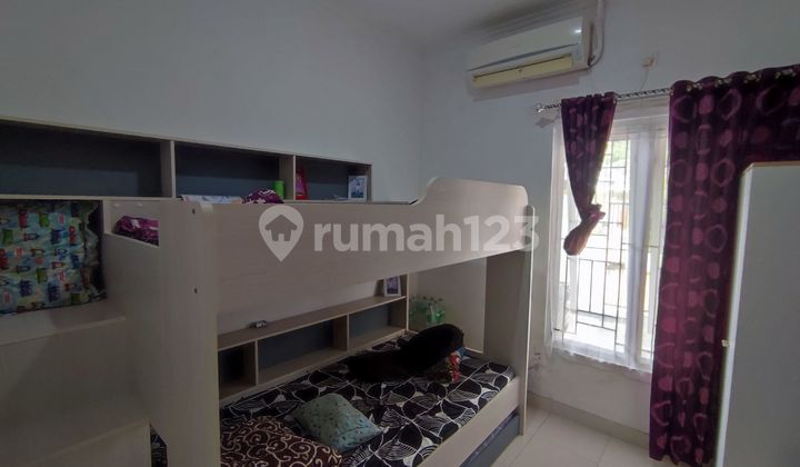 SHM House 10 Minutes to Depok Station with KPR Assistance J-28616