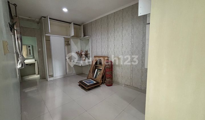 Rumah LB 200 SHM 10 Menit ke Siloam Hospitals Kelapa Dua J-40032 2