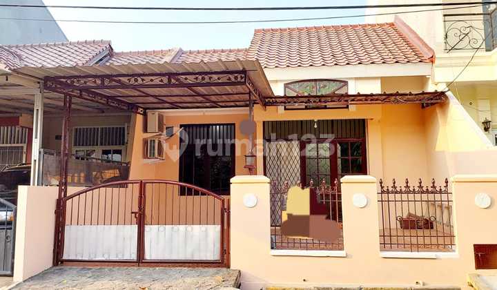 For Rent House in the Villa Melati Mas area, in the Serpong BSD region.