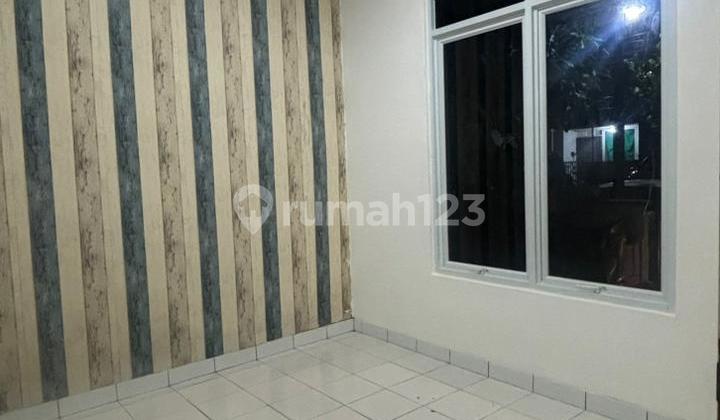 Disewakan Rumah Siap Huni di Regency Melati Mas 2