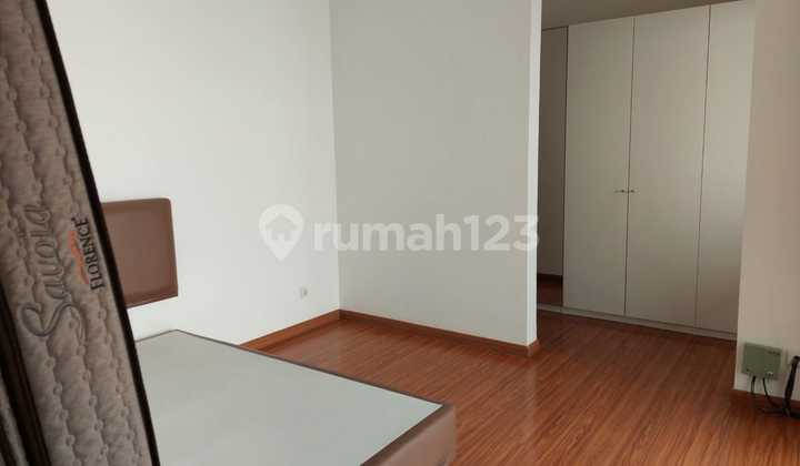 Disewakan Rumah Jadeite Full Furnish di Bsd 2