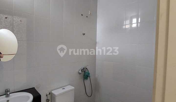 Disewakan Rumah Canary The Springs Gading Serpong 2