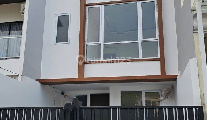 Rumah Citra 3 Luas 90 Meter 3 Lantai 5 Kamar Tidur Sudah Renovasi Bebas Banjir 1