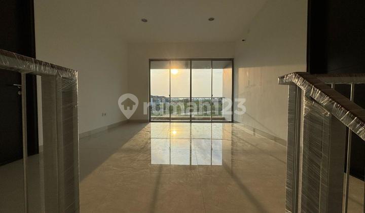 Rumah Golf Island PIK cluster Piano, 428 meter, posisi Hoek,view danau,bagus siap huni