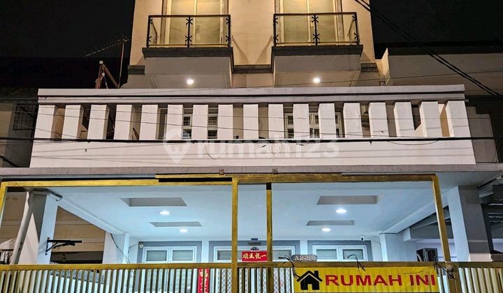 Jual Rumah Taman Palem Lestari Luas 90 M2 3 Lantai 5 Kamar Tidur Siap Huni