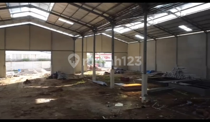 Sewa Gudang Salembaran Tangerang Luas 2500 M2, Akses Container 40 Feet