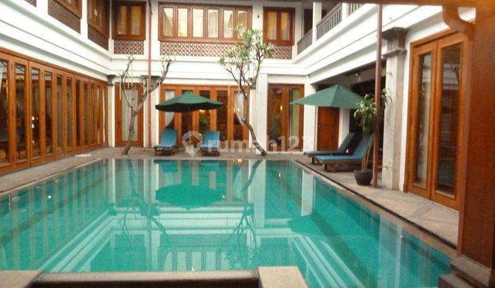 Disewakan Rumah Mewah Fully Furnish Tinggal Bawa Koper Doubel Gate Pintu Nuansa Bali Ada Jacuzzi With Gazebo Private Pool Dan Garden Good Area Lokasi Dekat Perkantoran Dan Mega Kuningan Dan Kemang Dan Menteng Area Kedutaan Dan Pejabat Dan Ambassy Patra Ku 2