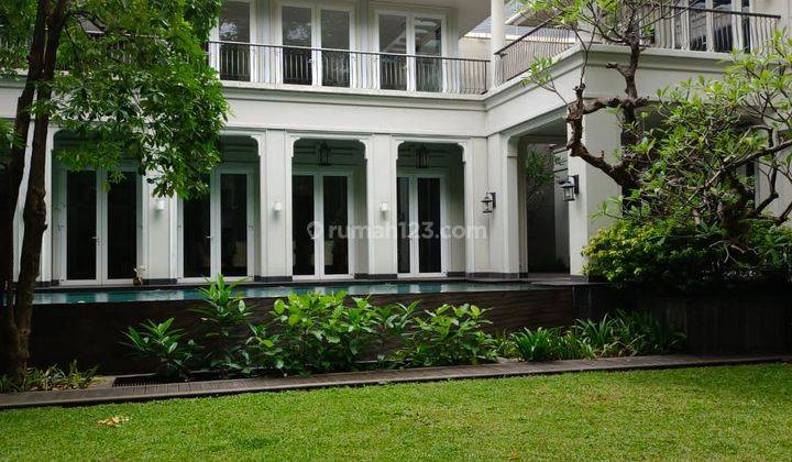 Disewakan Rumah Mewah Menteng Private Pool Ada Lift Double Gate Fully Furnish Tinggal Bawa Koper Good Location di Menteng Jakarta Pusat 1