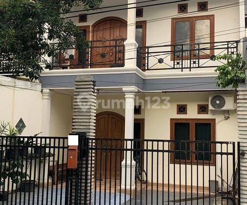 Dijual Cepat Rumah di dalam Komplek dekat Toll Bekasi Timur 1