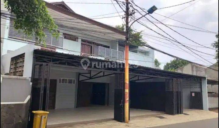 rumah cocok untuk usaha  bengkel dan showroom dan Cafe ke jalan  kalimalang jakarta timur 1