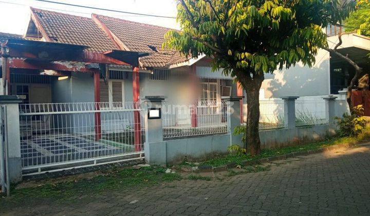 Rumah Murah di Kemang Pratama 1 Bekasi

 1