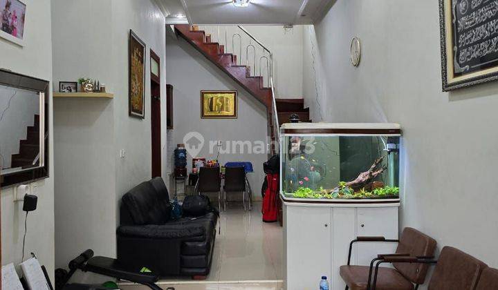 Dijual Rumah Cepat
perum Griya Mustika Sari  2