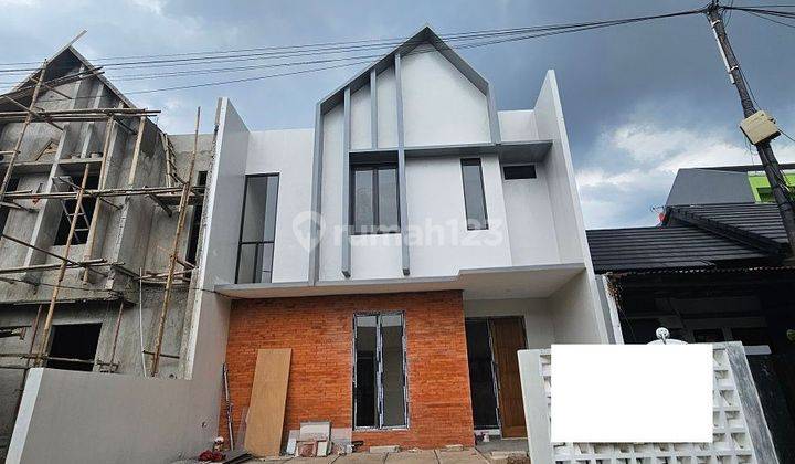 Rumah Baru Siap Huni Di Bekasi Utara

 1