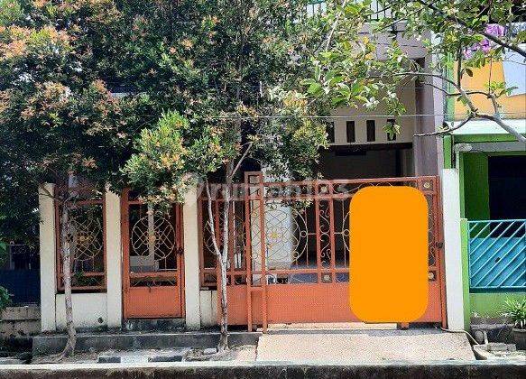 Rumah Pinggir Jalan di Perumahan Margahayu Bekasi Timur

 1