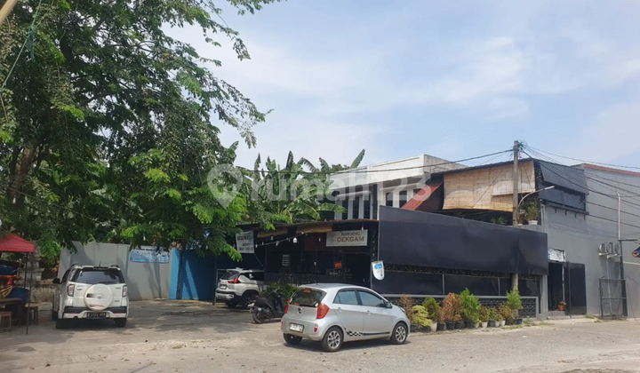 Roadside Shophouse in Jatimakmur, Pondok Gede, Bekasi. 1