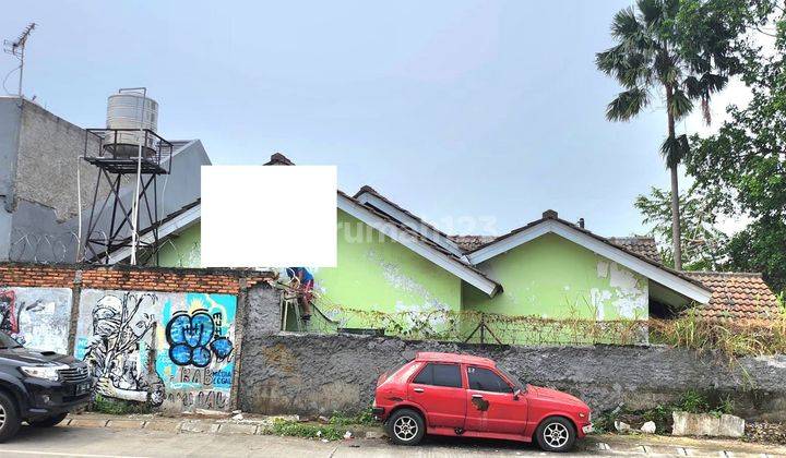 Rumah Luas Tanah Besar Lokasi Strategis Di Taman Peninsula Pekayon Bekasi

 2