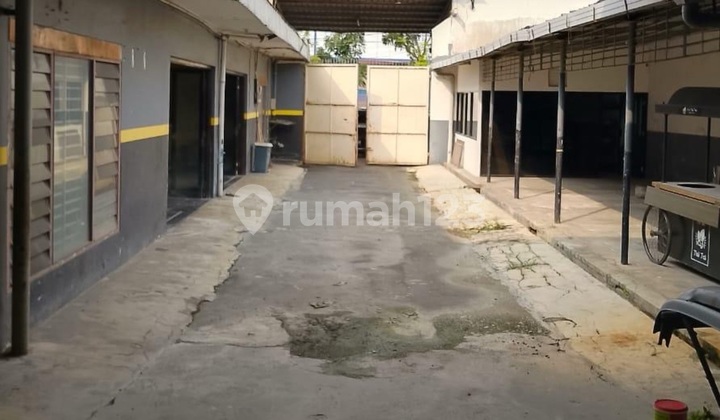 Gudang Pinggir Jalan Di Wr Supratman Semarang Barat 1