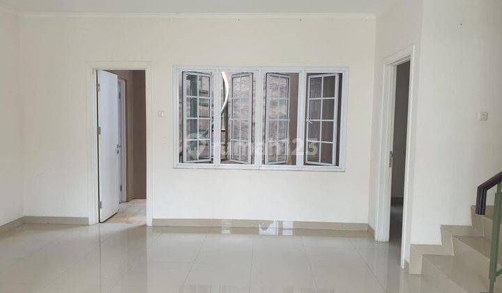 Dijual rumah paramount Village Semarang Barat 2