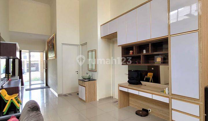 Rumah Furnished Bagus di Graha Padma Semarang  2