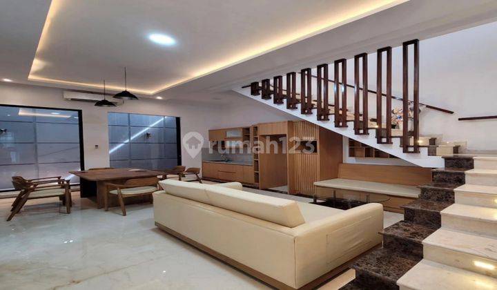  Rumah Semi Furnished 2 lantai  di Citrasun Garden Bukit Sari Semarang 2